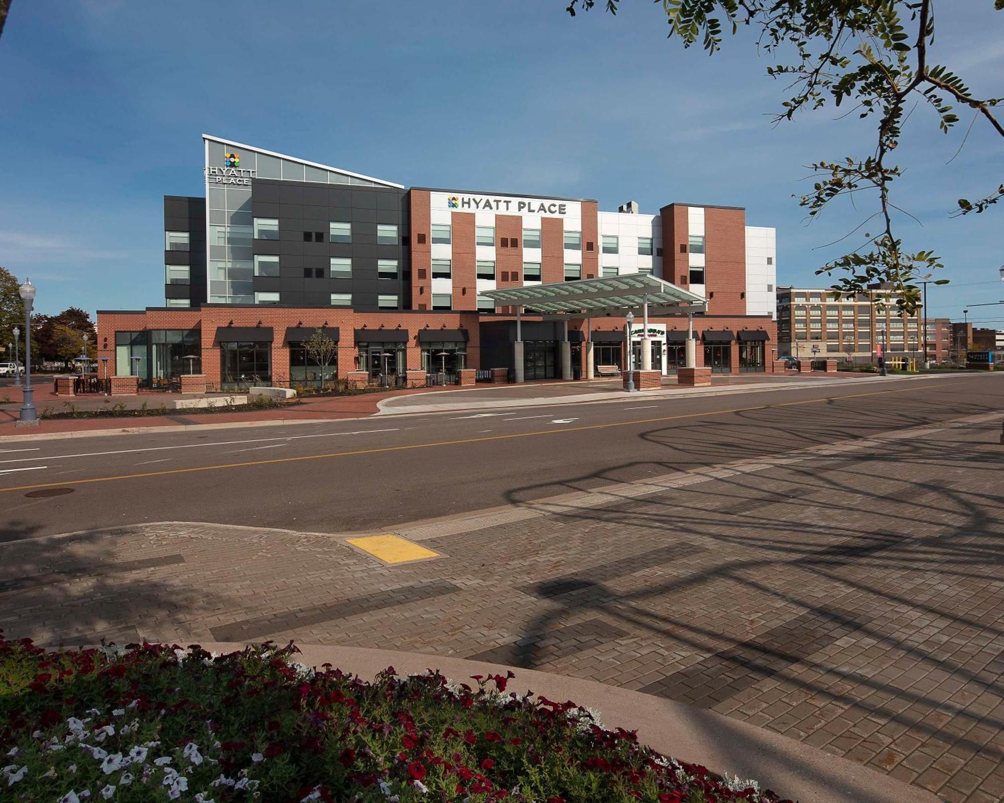 Hyatt Place Moncton-Downtown Hotel Exterior photo