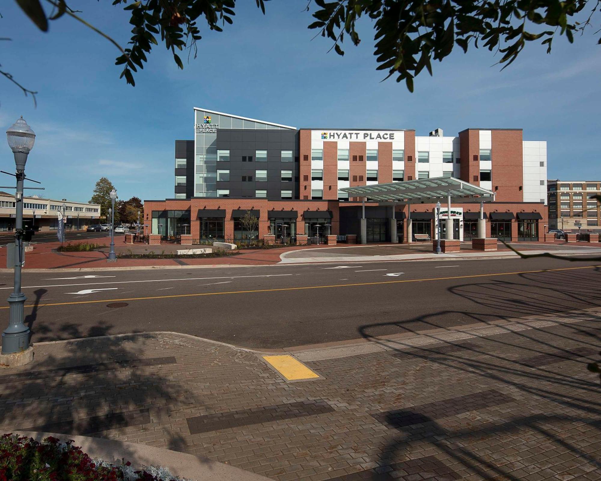 Hyatt Place Moncton-Downtown Hotel Exterior photo